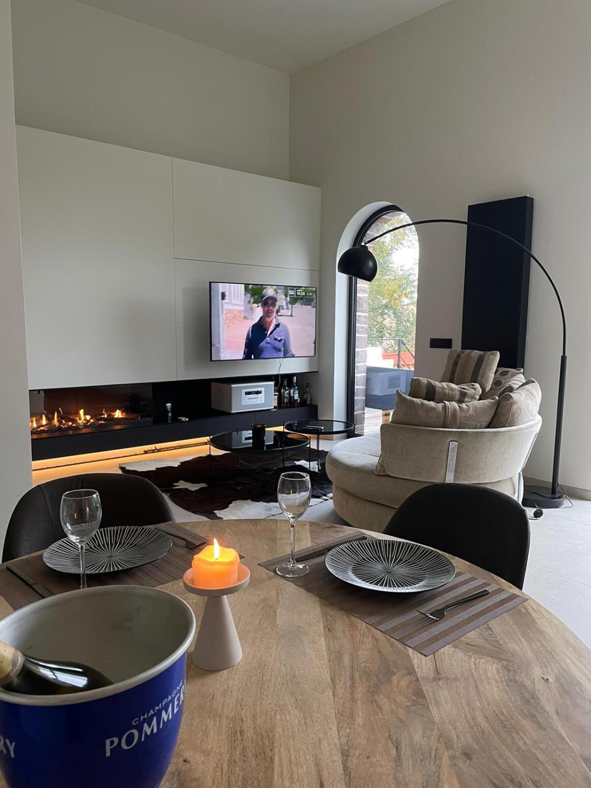 Le Castel Mosan Apartman Namur Kültér fotó