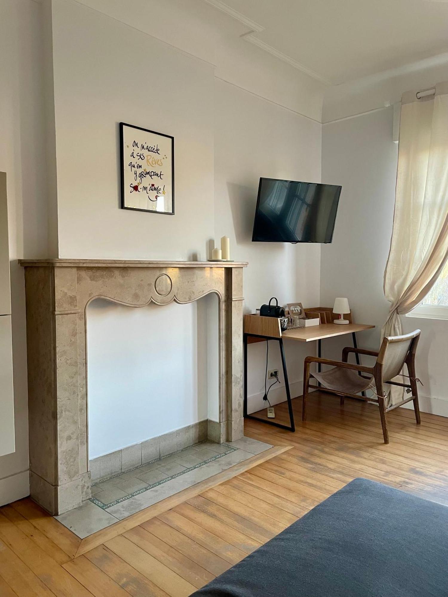 Le Castel Mosan Apartman Namur Kültér fotó